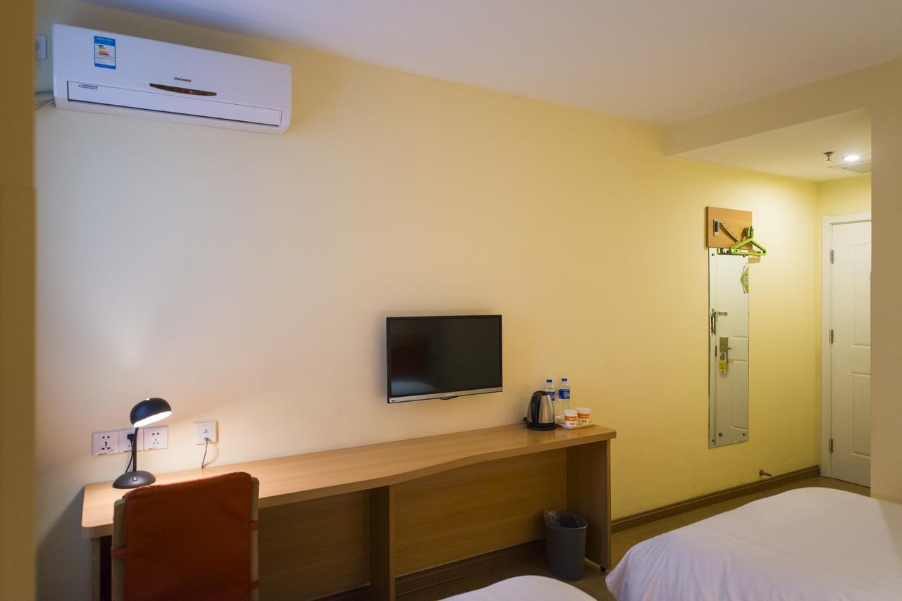 Home Inn Changchun Dajing Road Ouya Outlets Buitenkant foto