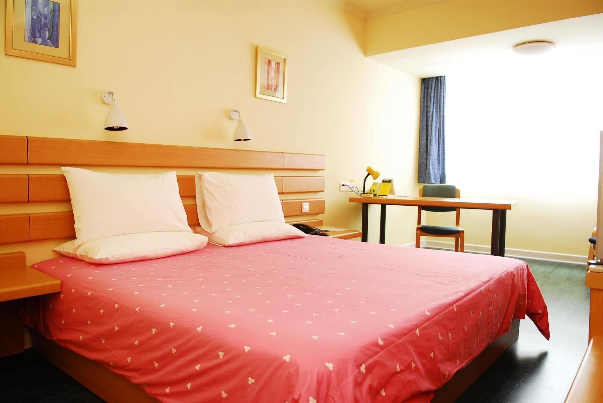 Home Inn Changchun Dajing Road Ouya Outlets Buitenkant foto