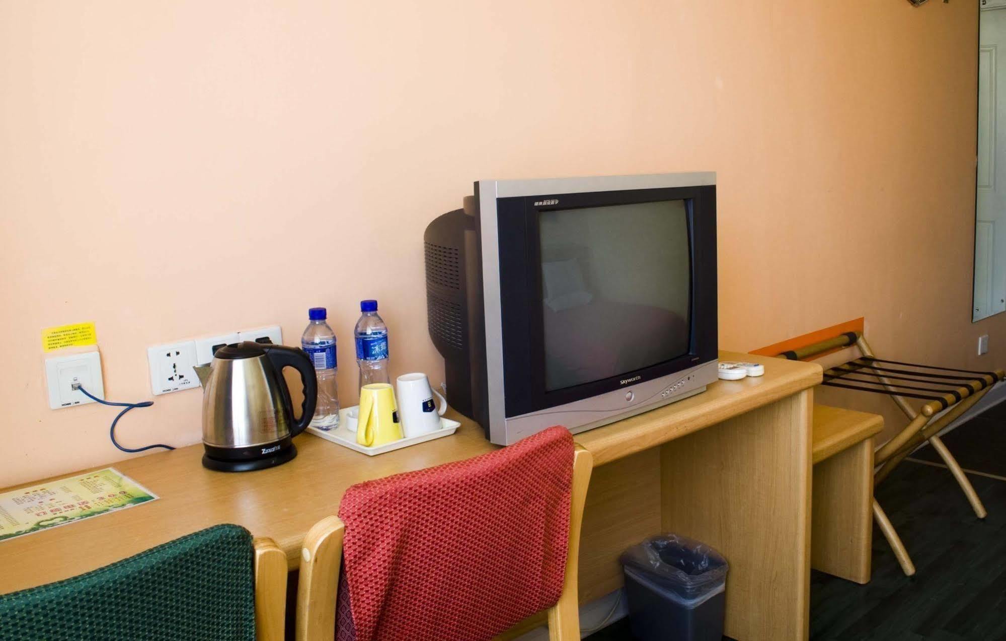 Home Inn Changchun Dajing Road Ouya Outlets Buitenkant foto